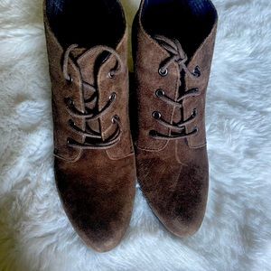 Bandolino Boot kinda heels